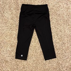 Victoria Secret Cropped Leggings